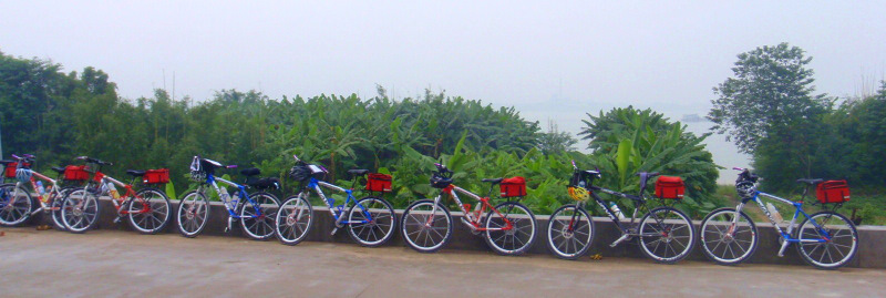 Bikes with refueling riders.